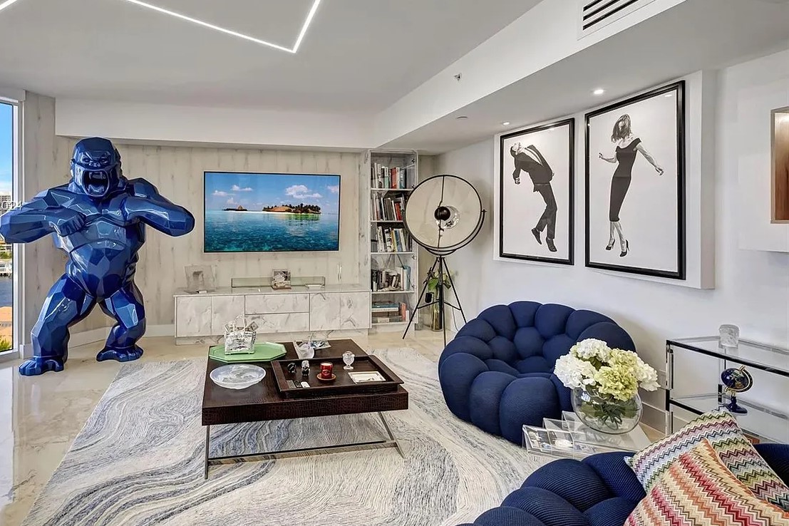 Atlantic I Living Area