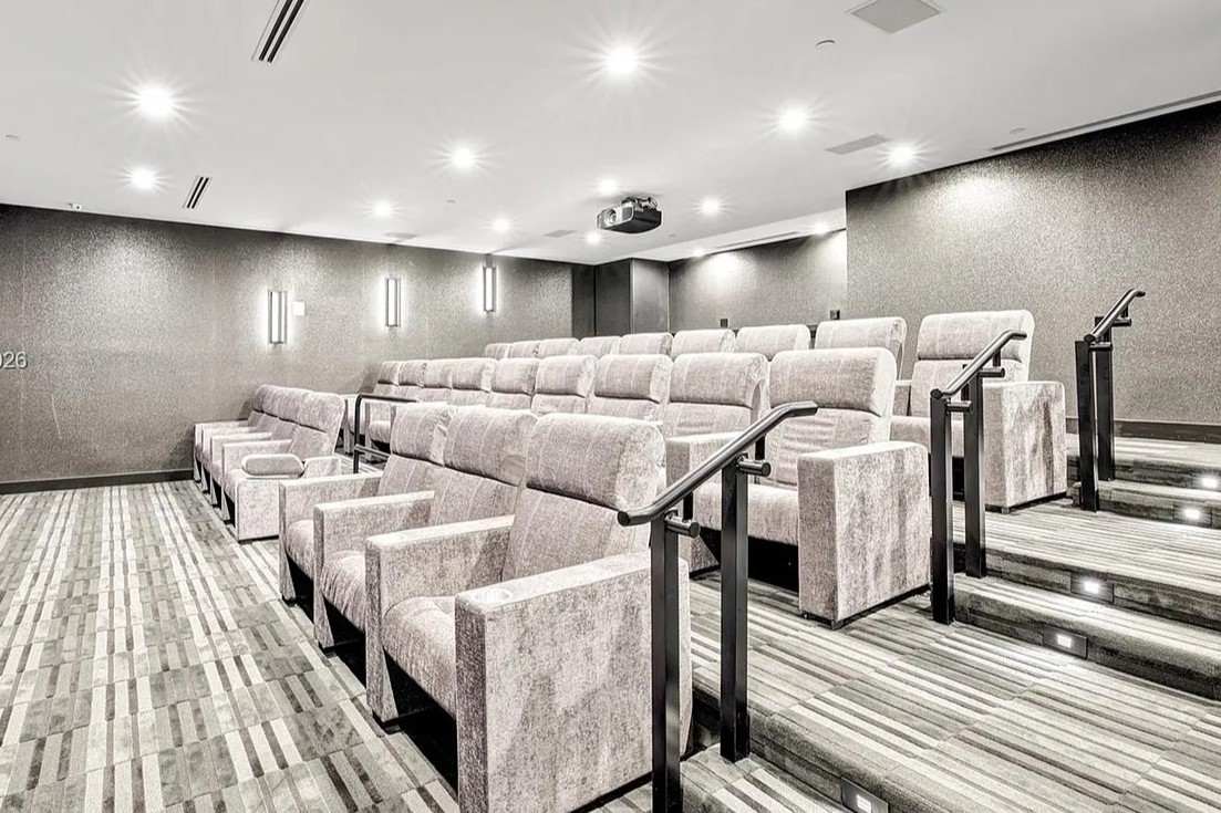 Atlantic I Cinema