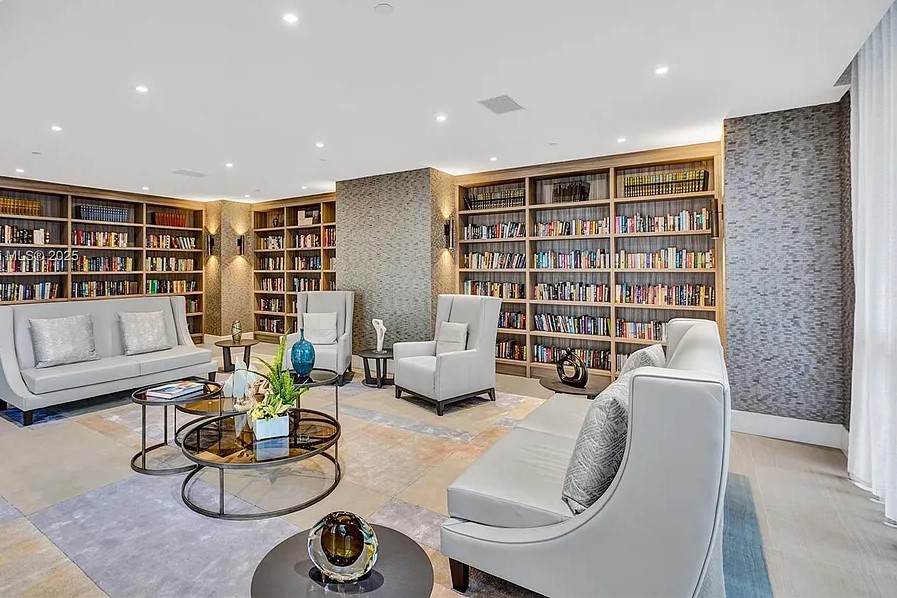 Atlantic II Reading Area