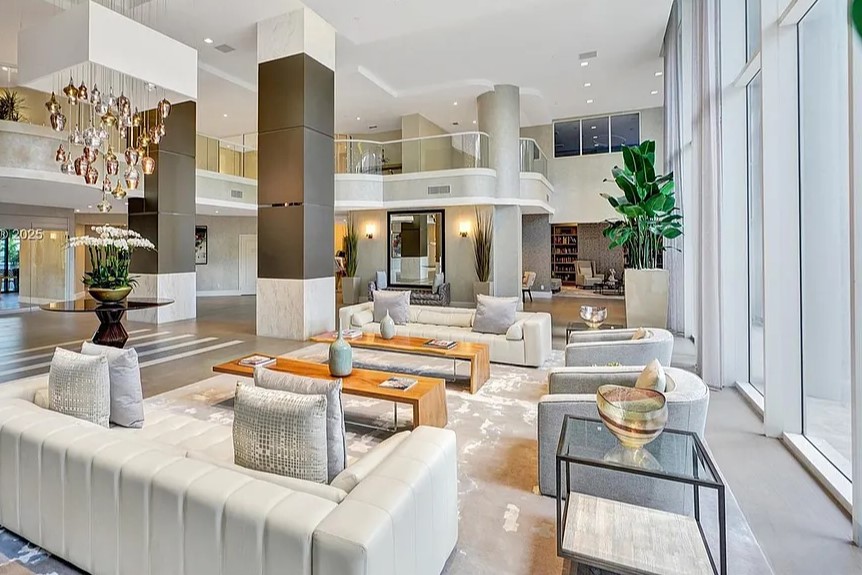 Atlantic II Lobby