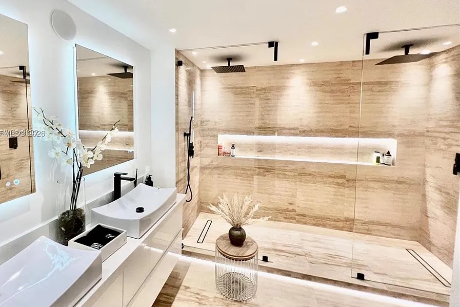 Aventura Marina One Bathroom
