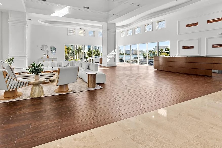 Aventura Marina One | Lobby