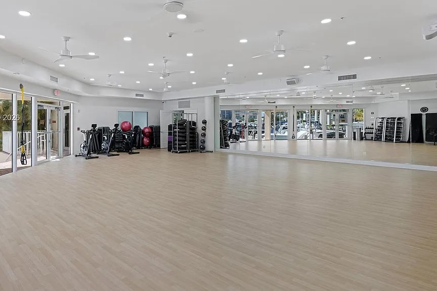 Aventura Marina One | Yoga Room