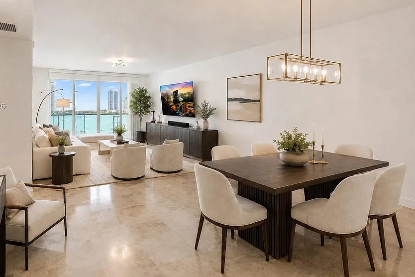 Aventura Marina II Living Room