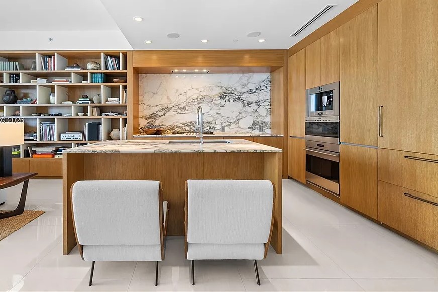 Echo Kitchen