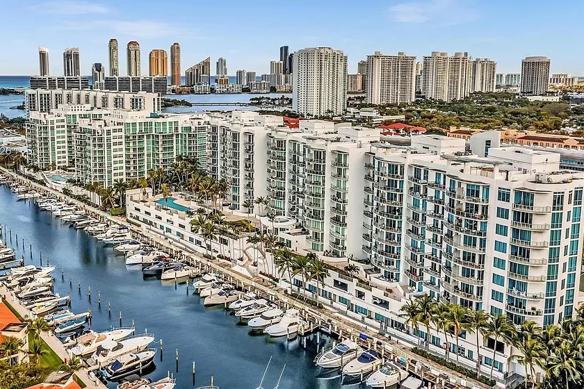 Uptown Marina Lofts | Aventura, FL