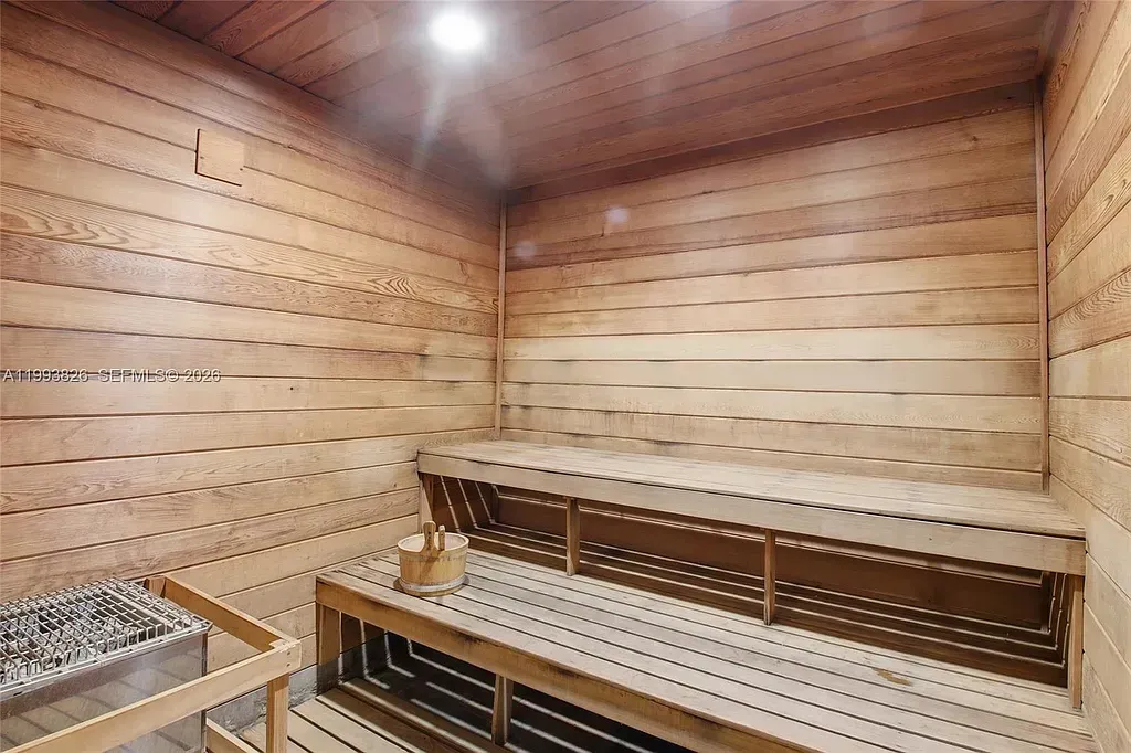 Uptown Marina Lofts Sauna