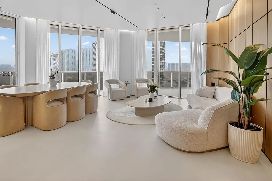Bellini Living Area