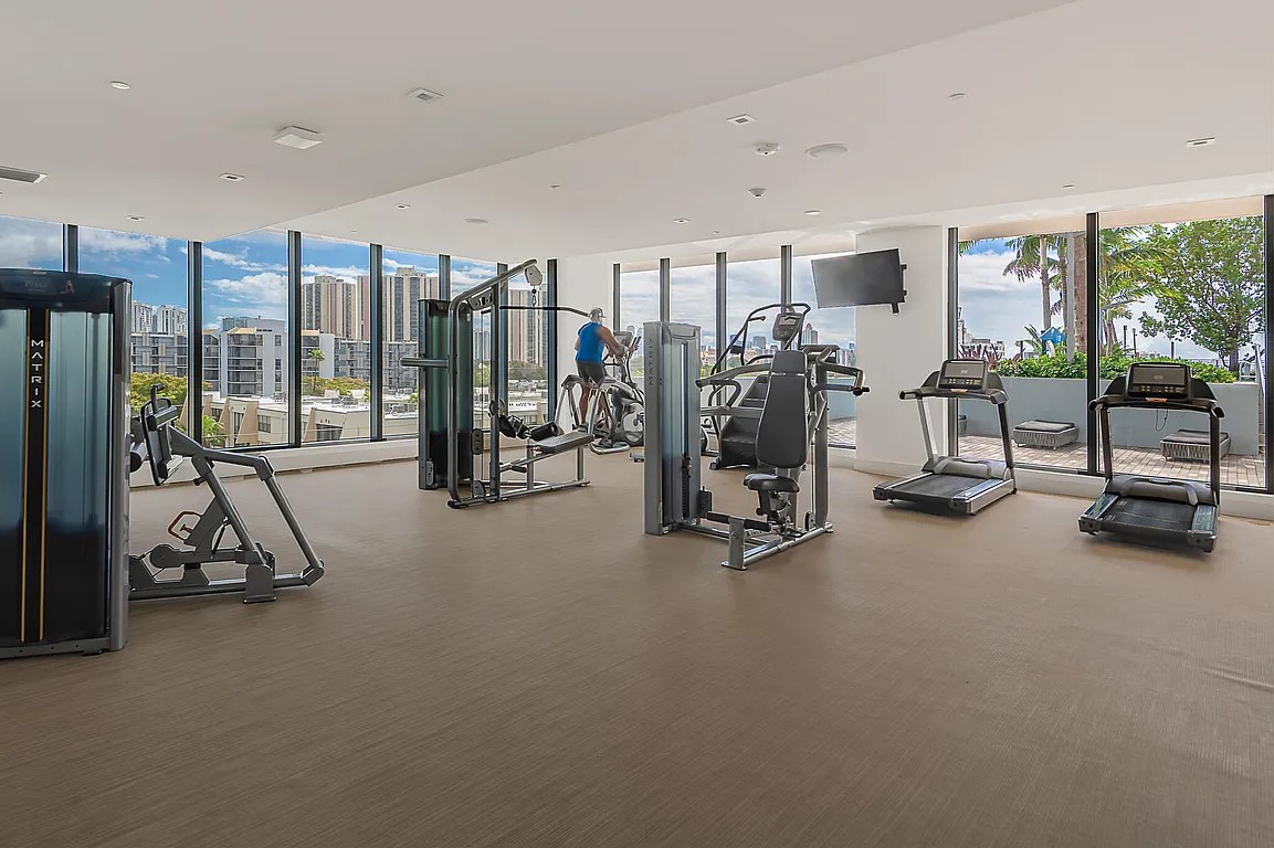 Peninsula I Gym
