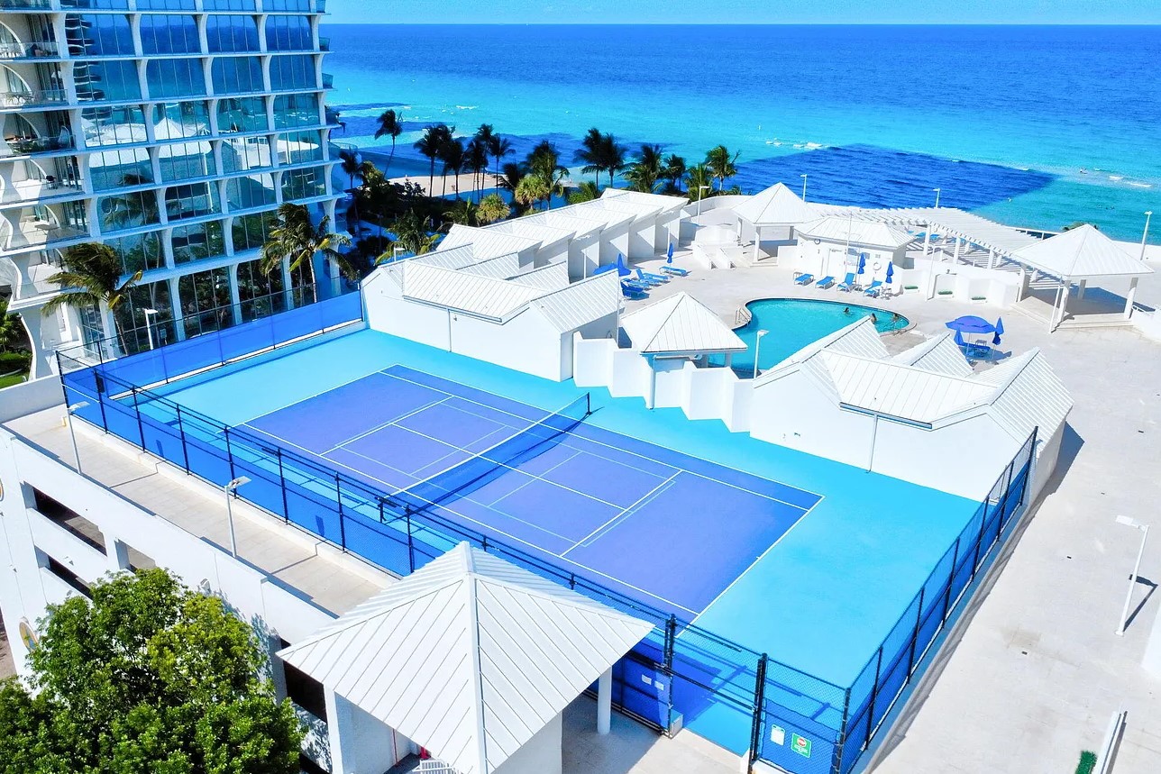 Sands Pointe Tennis Area