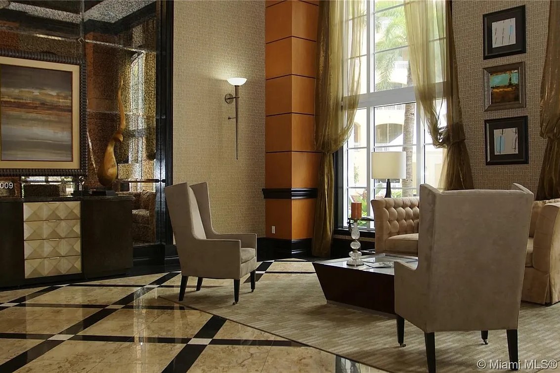 Alaqua Lobby