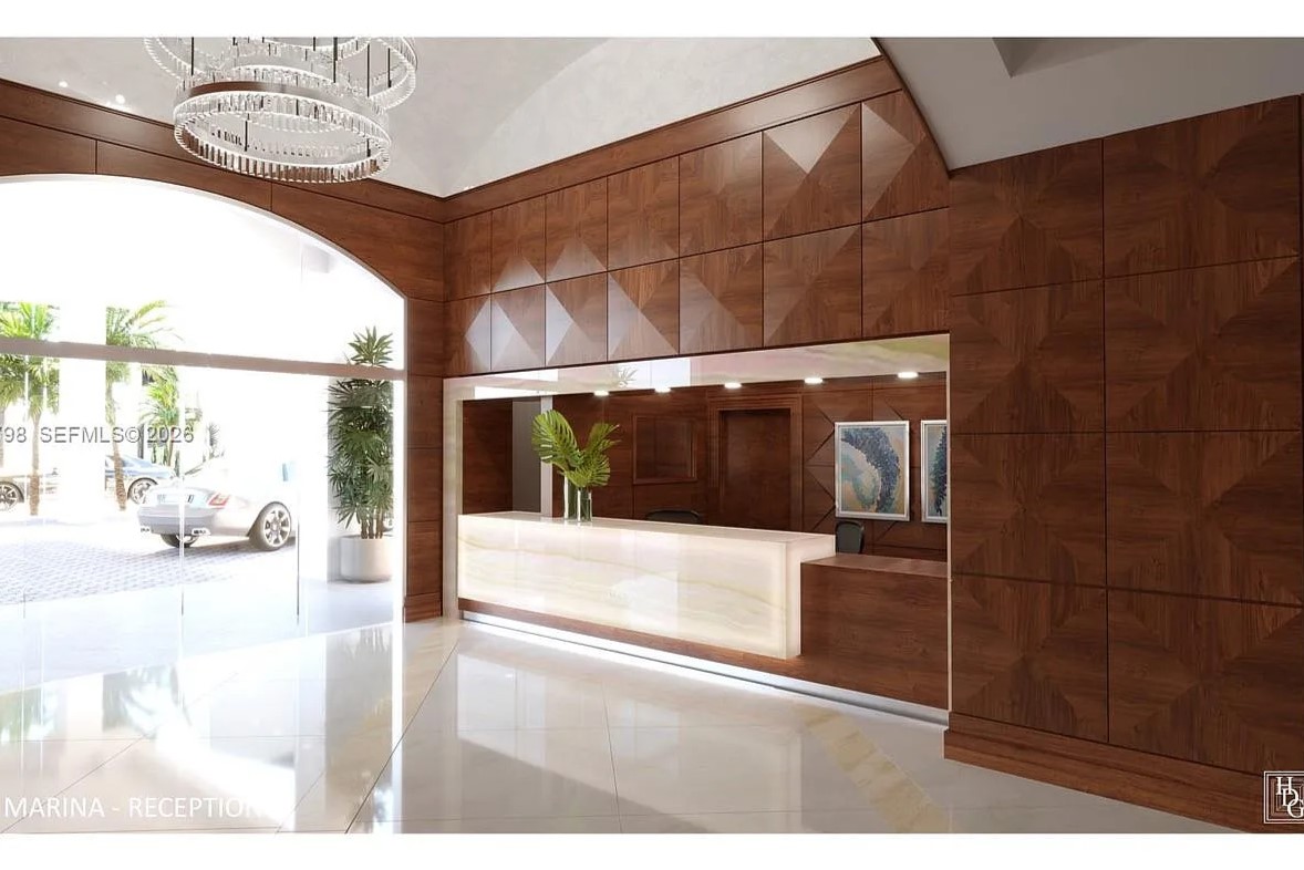 Williams Island 7000 Lobby