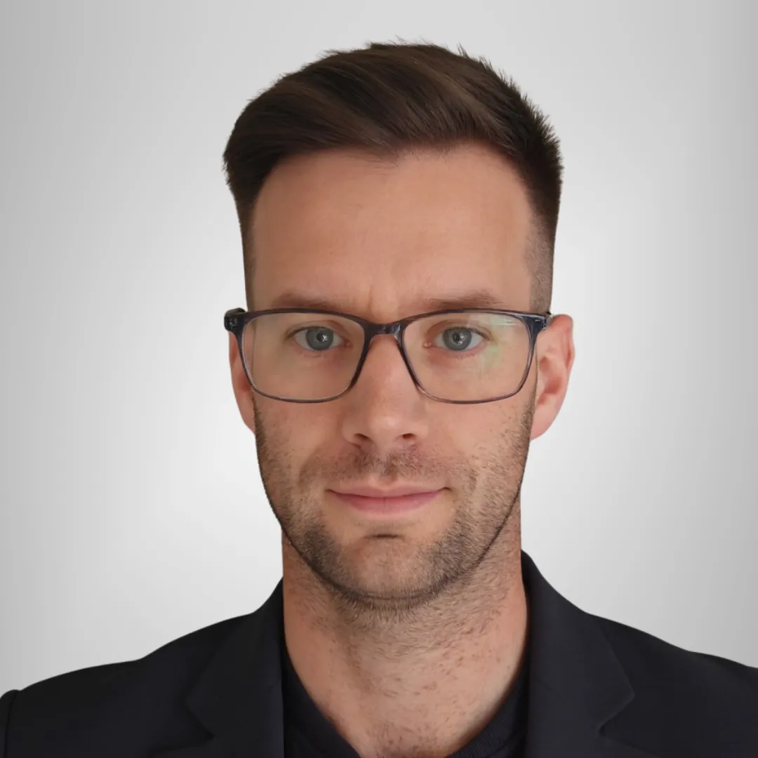 Image of successful estate agent