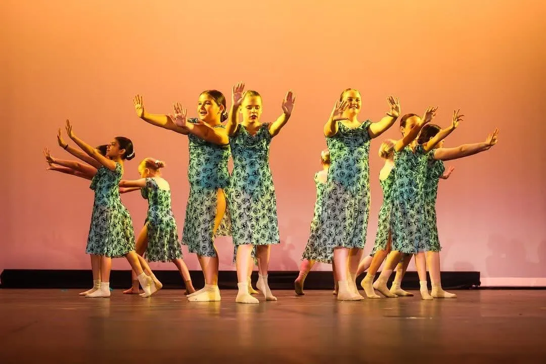 Contemporary Dance class