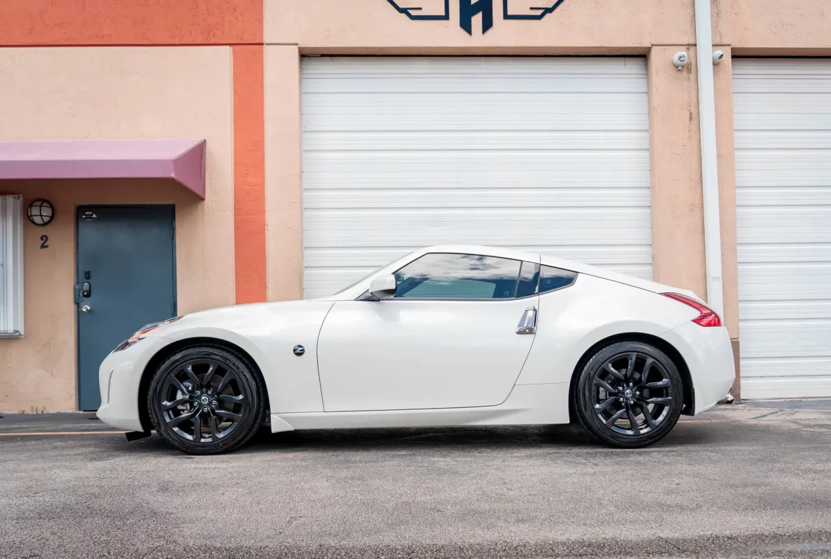 Window Tint Service at Miami, Florida