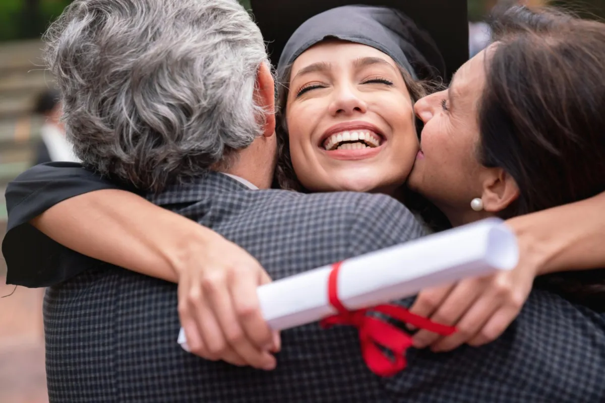 Graduating student and parents