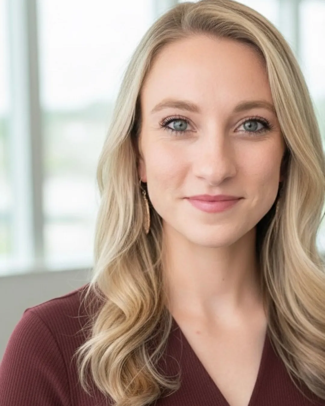 Summer Savage (Garcia) Maket Minds Creative Project Manager