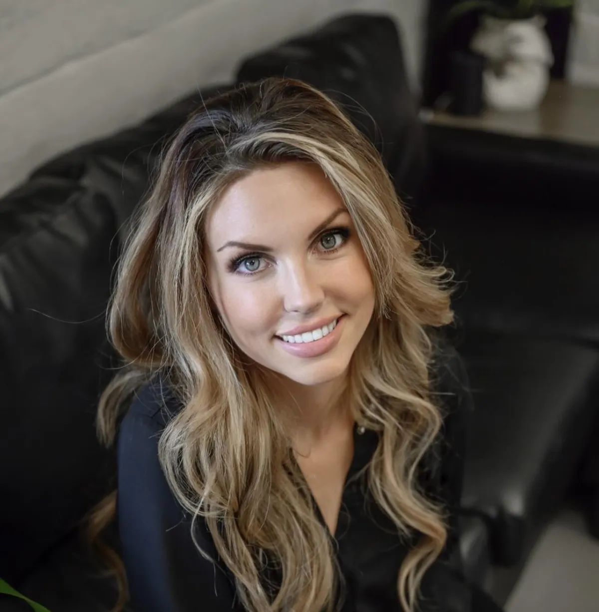 Megan Jones Realtor helping buyers and sellers in Ridgecrest California 