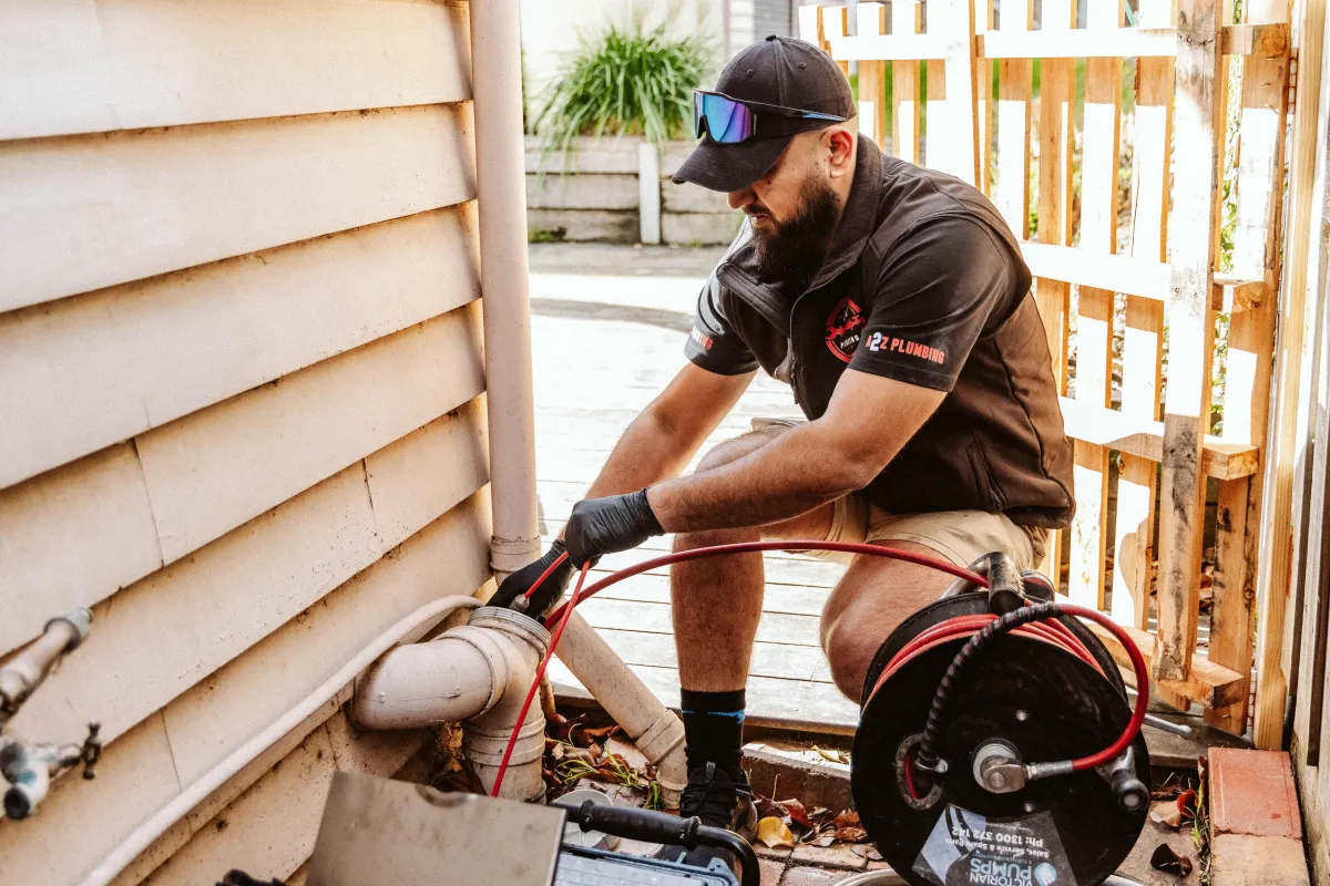 a drop of water falling into a glass