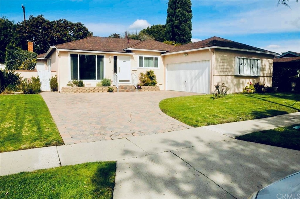 Sharon and Darryl's Long Beach home, sold $223K over asking