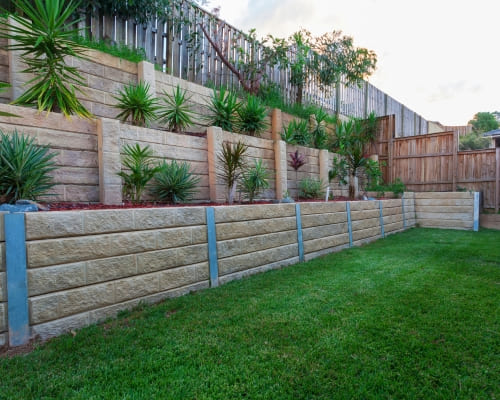 Retaining Walls in Altona