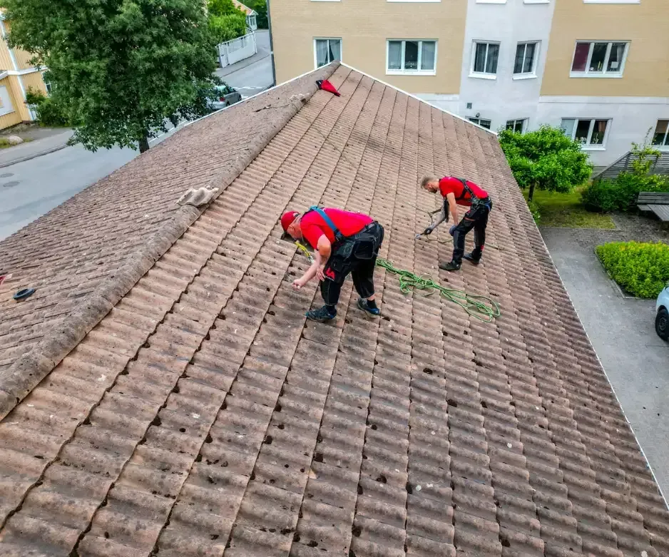 Skyddande Beläggning | LA Takvård | Sundsvall