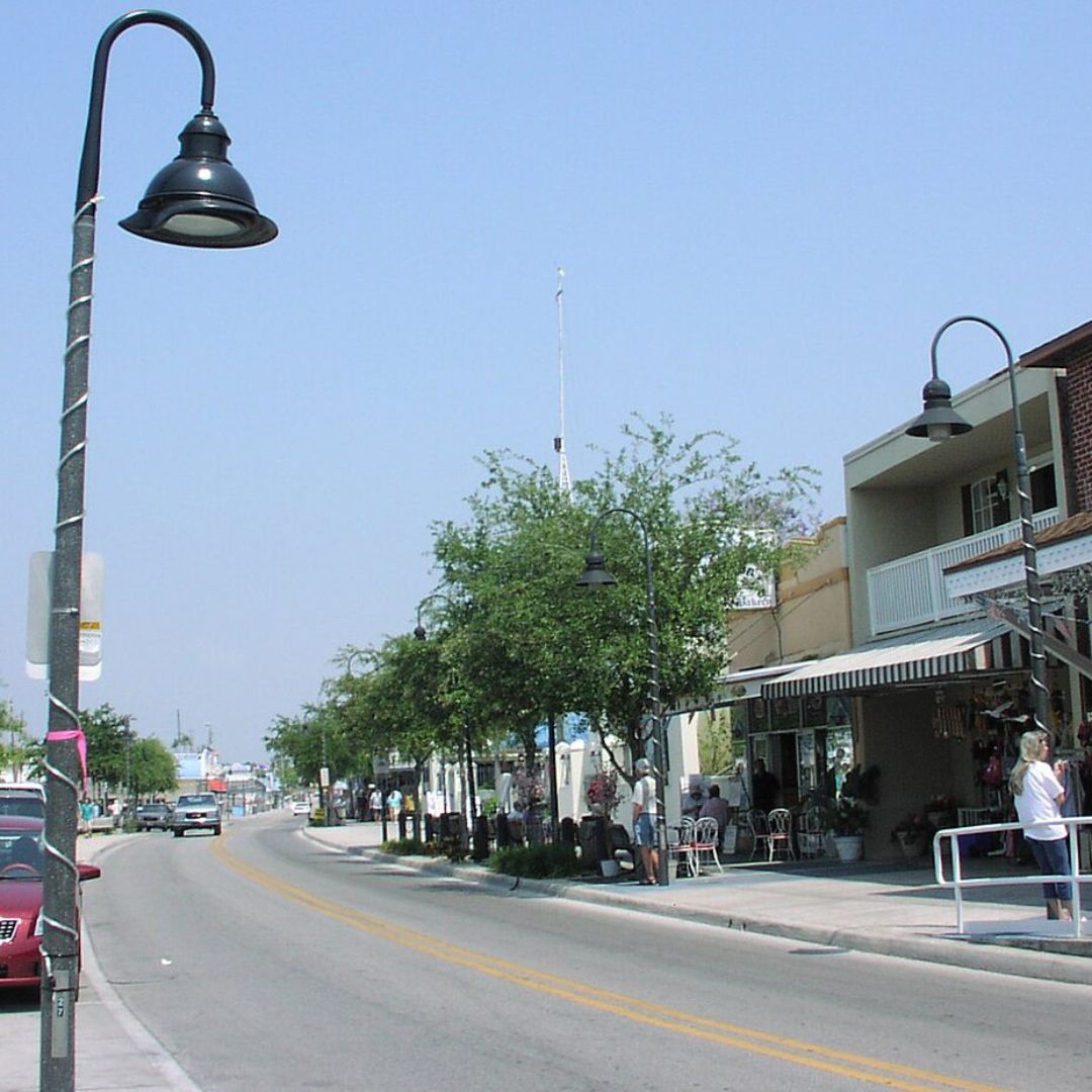 Tarpon Springs, FL Featured Image