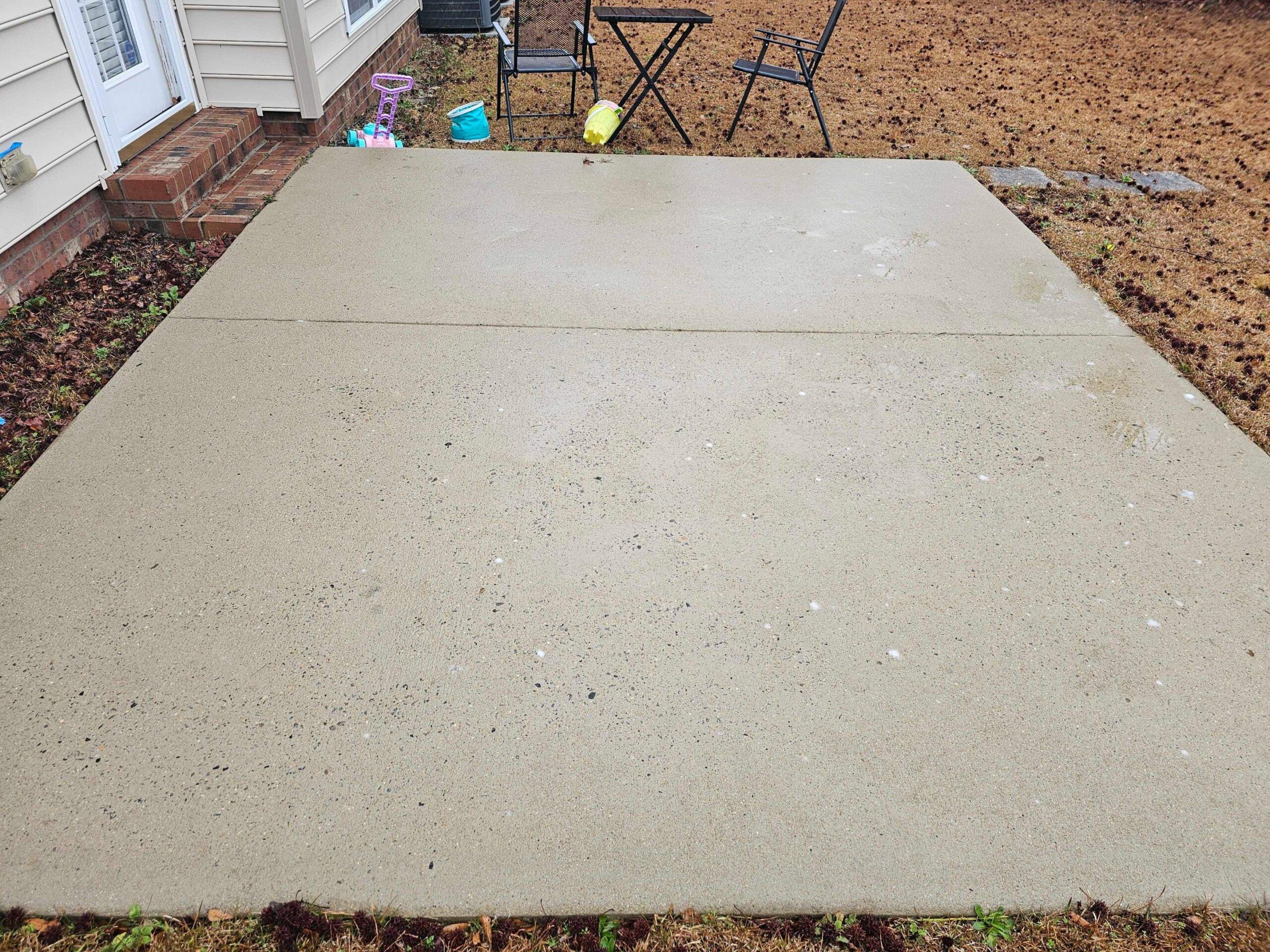 Fayetteville Concrete builds and install Patio