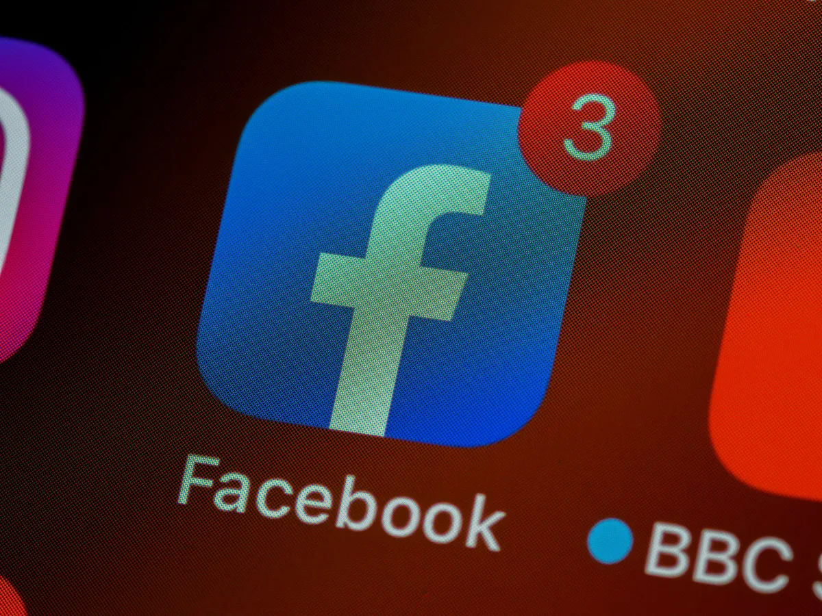 How To Draw More Leads With Facebook Ads