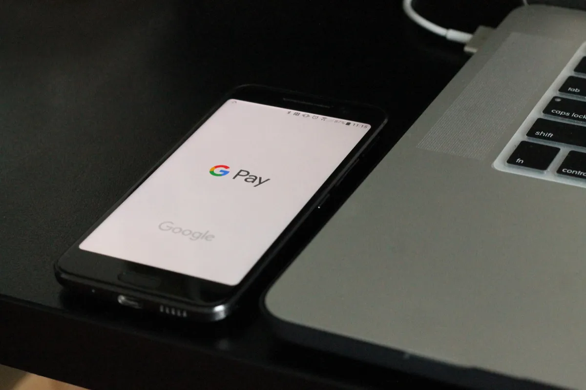 Navigating the Changing Google Ads Environment: Key Trends and Strategies for 2025