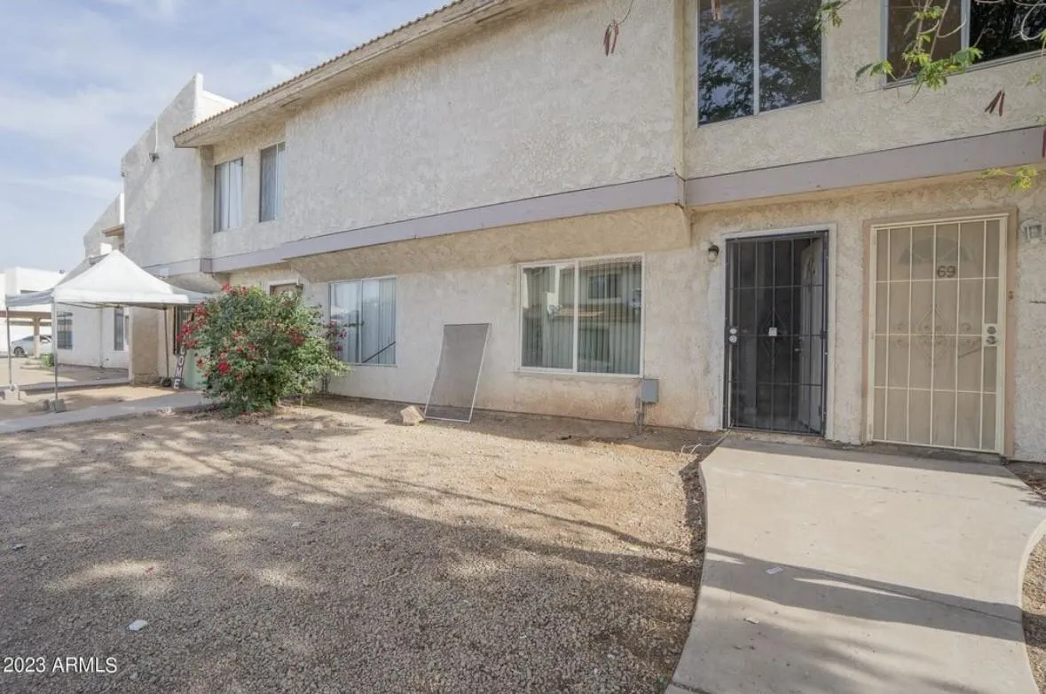 New fix and flip or great rental in Phoenix 3840 N 43rd Ave APT 70