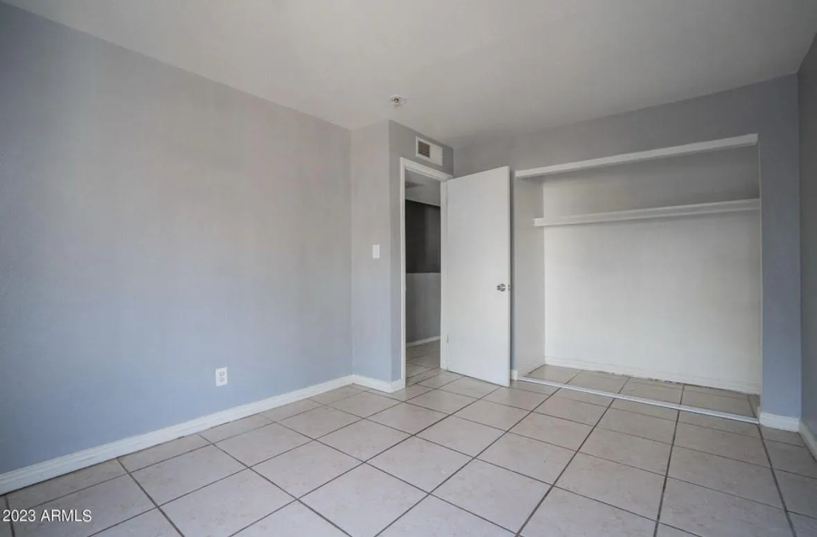 New fix and flip or great rental in Phoenix 3840 N 43rd Ave APT 70