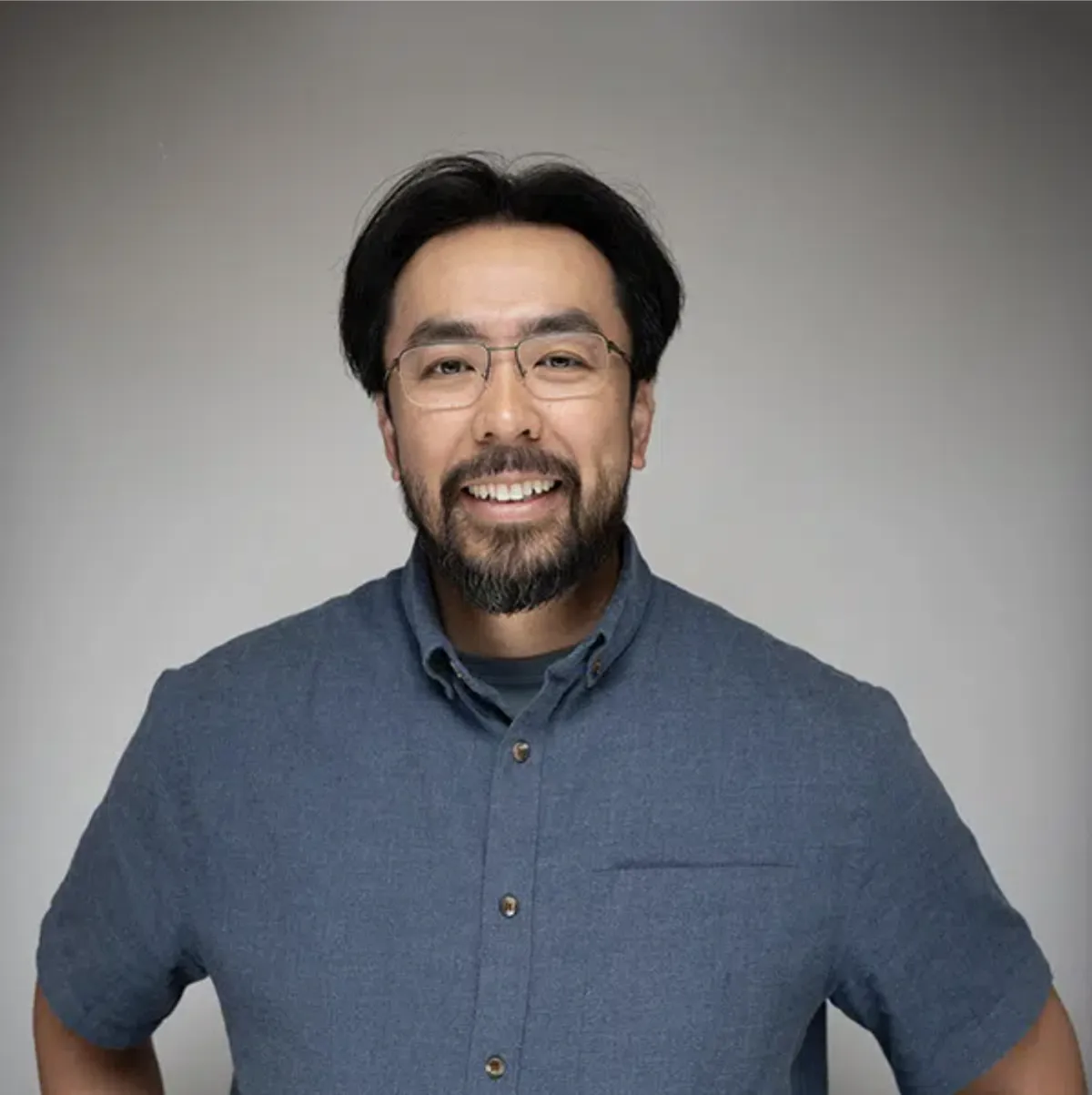 Victor Huynh, CO-FOUNDER OF READY ARTWORK