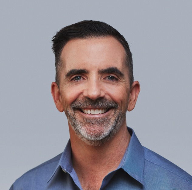 Victor Huynh, CO-FOUNDER OF READY ARTWORK