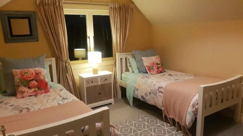 Western Room | Century House Oamaru Accommodation