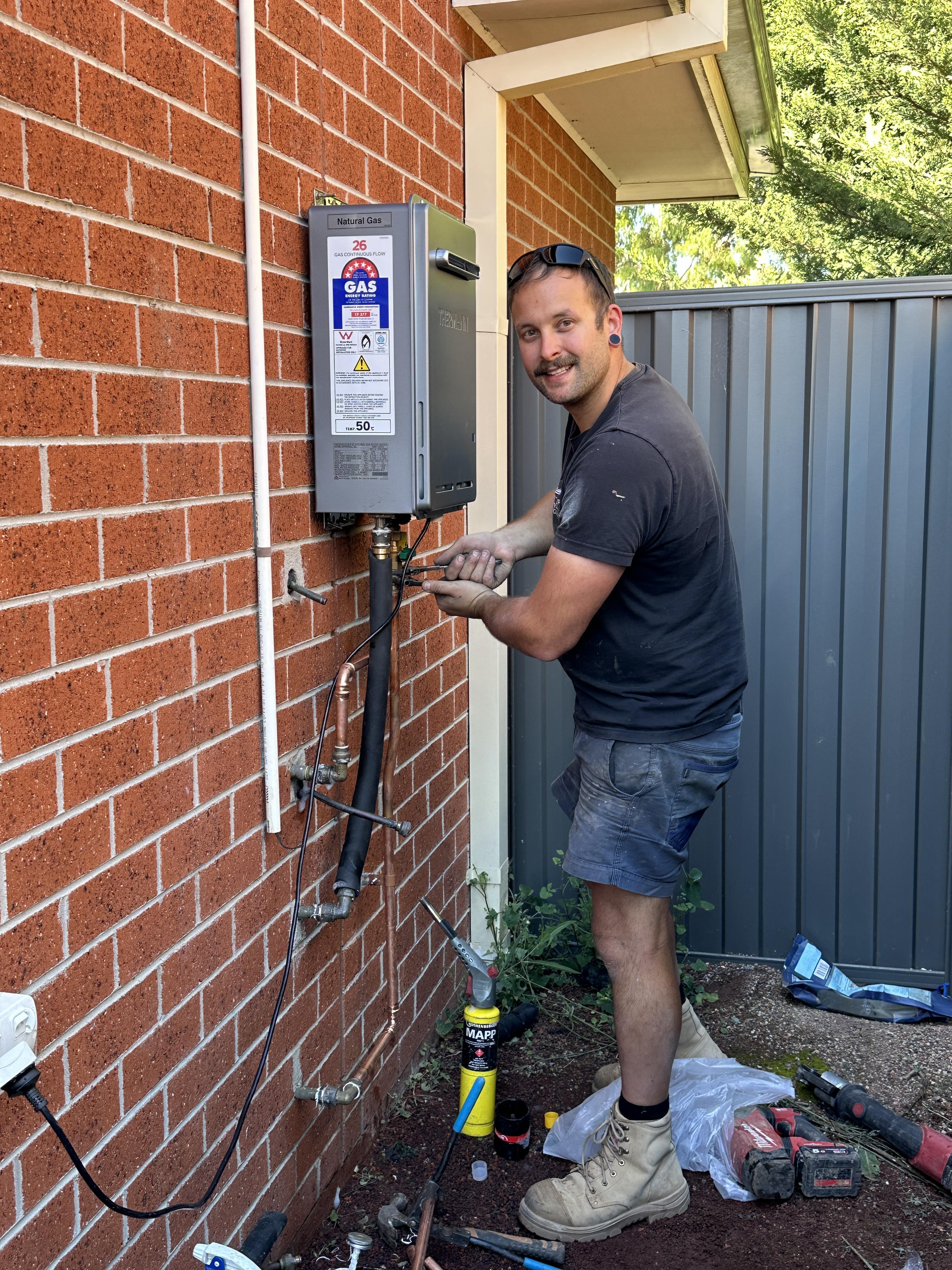 Simfield Services Gold Coast plumbers hot water