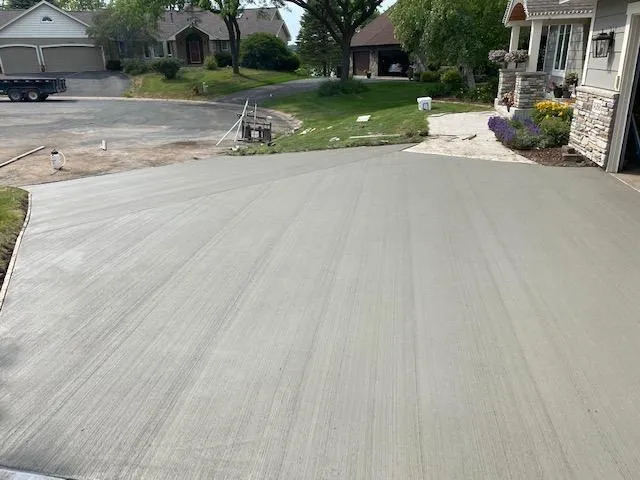 Franklin Concrete builds and installs Driveway
