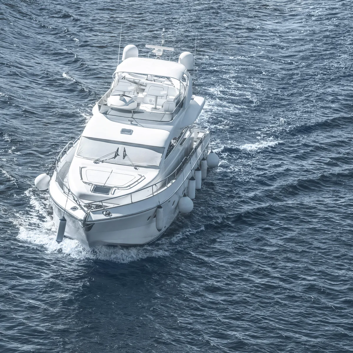 yacht