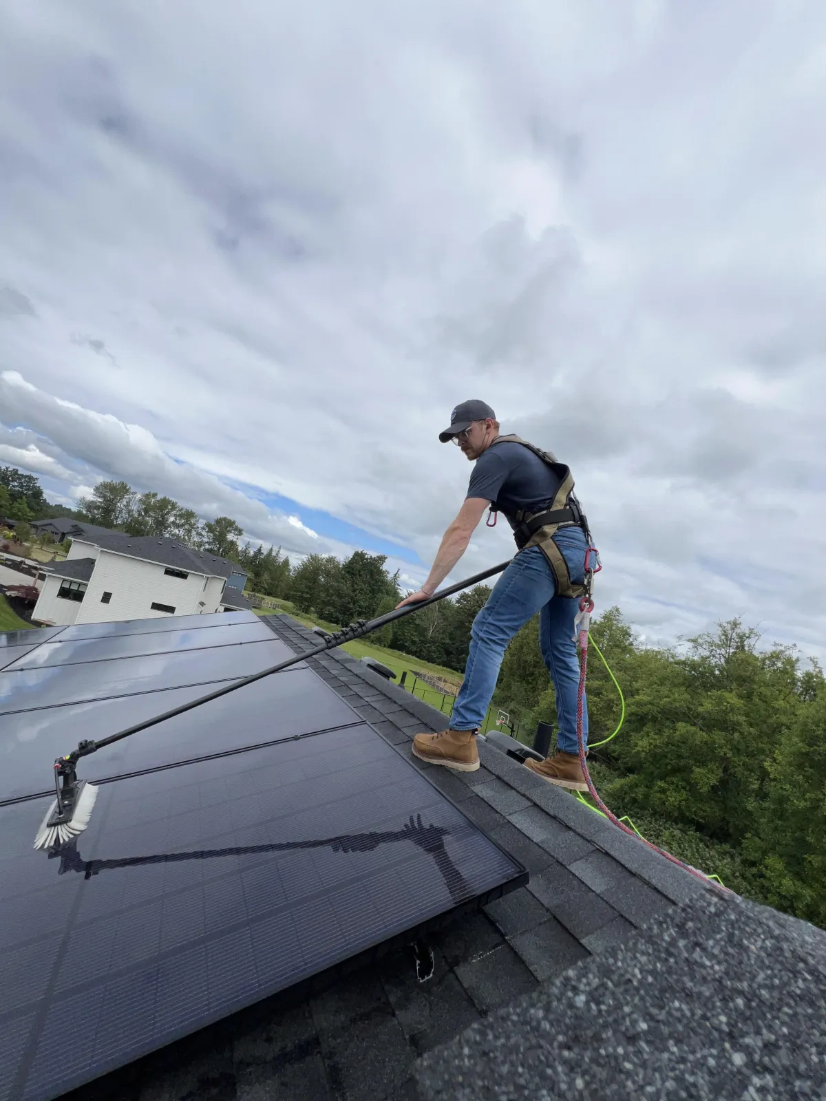 Solar Panel Cleaning at Diamond PT Clean in Snohomish