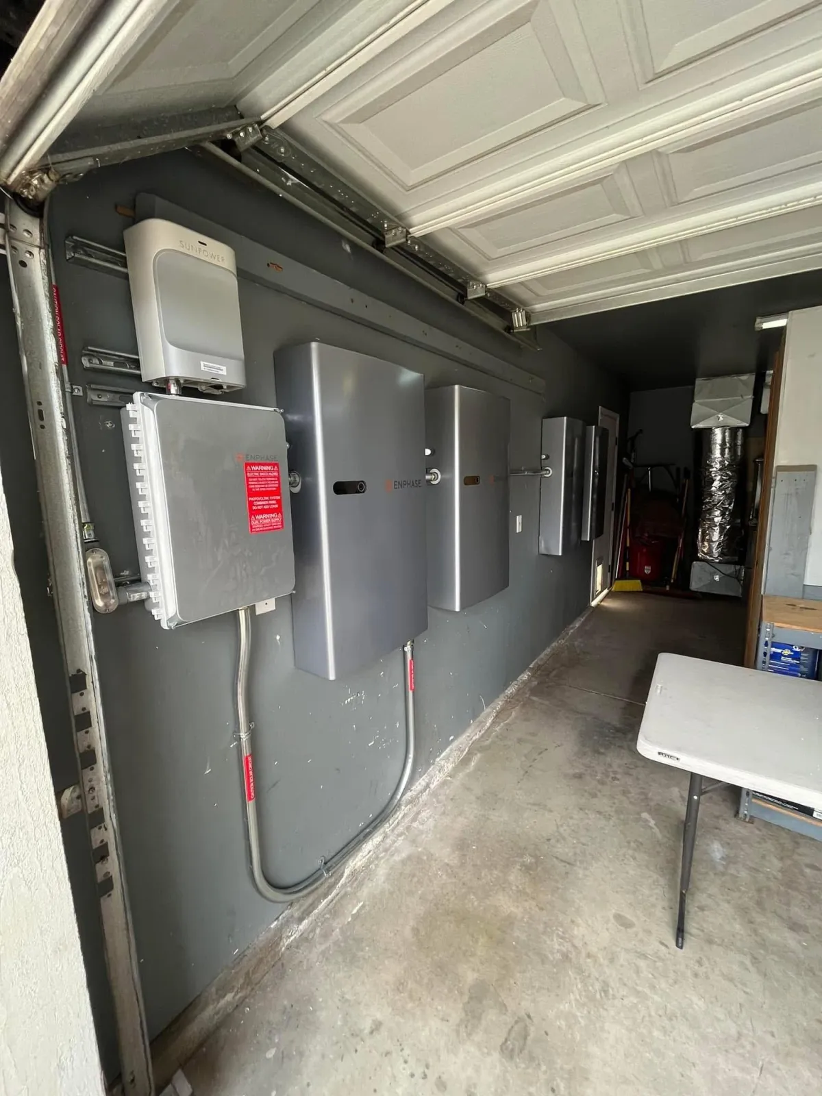 a large array of solar panels in a desert