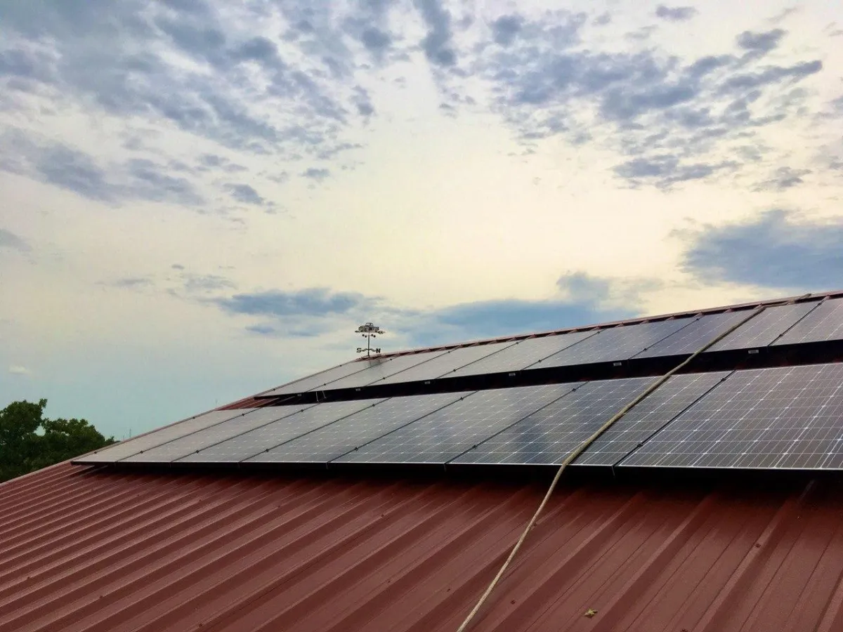 barn mounted solar panels