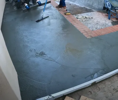 concrete pool deck