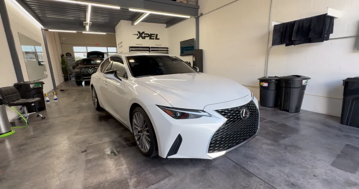 Collier County Window Tint Laws (2026 Guide for Cars & SUVs)