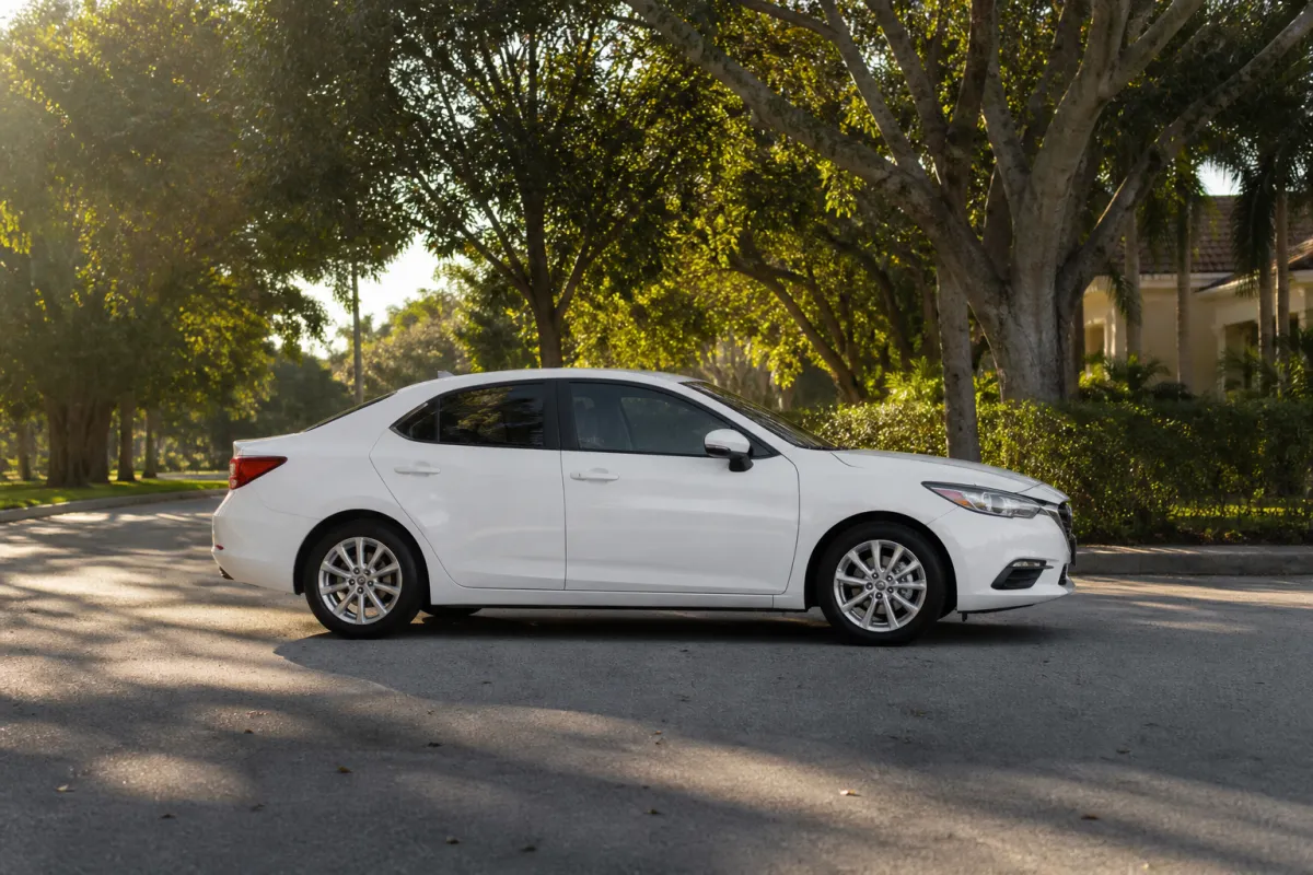 How Long Does Premium Window Tint Last in Florida