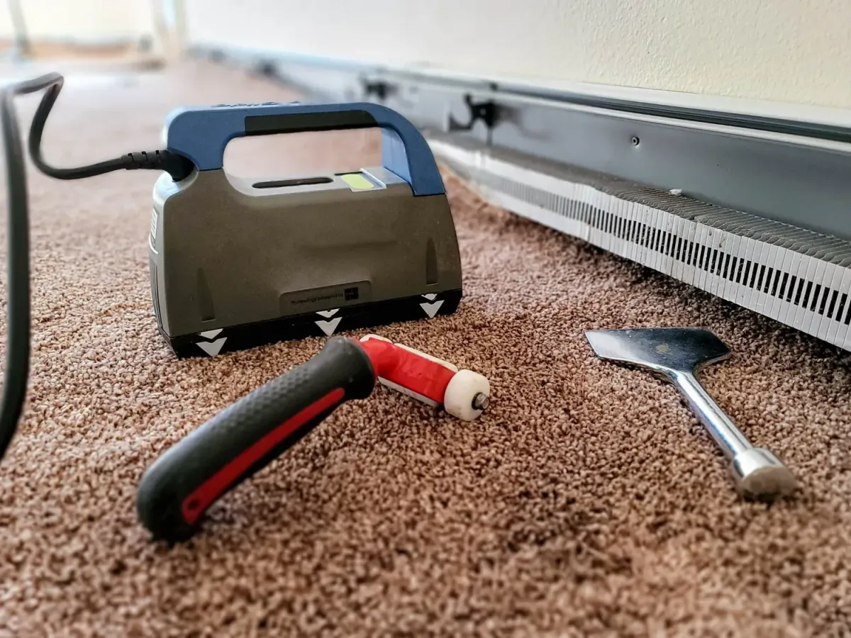 Carpet Tools On Carpet For Carpet Repair