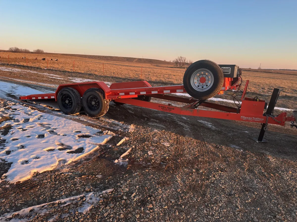 22' equipment trailer in Chelsea
