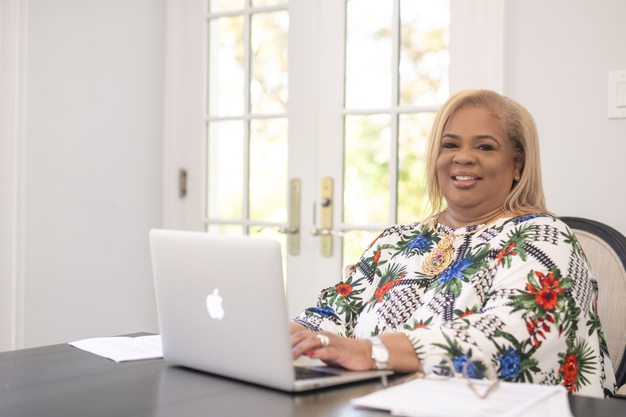 Nina Jones, CPA, in a modern office providing professional CFO guidance