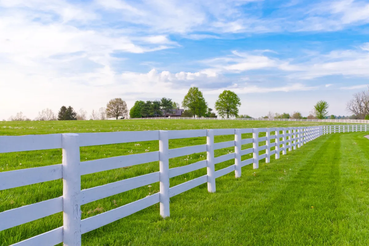 Ag Fence Installer