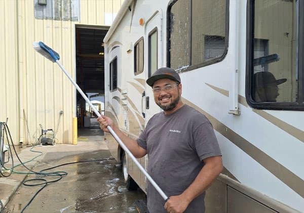 Full Maintenance Detail