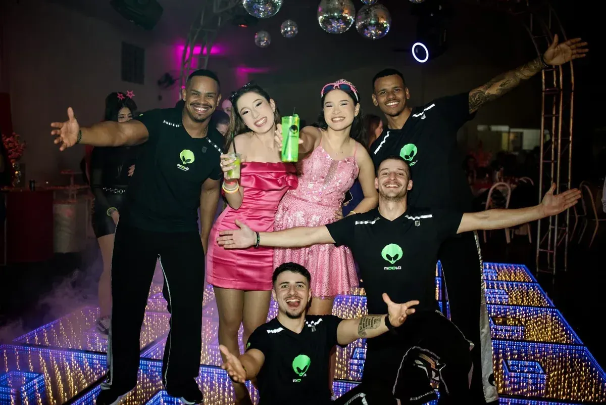 Onde colocar o bar na festa de 15 anos?